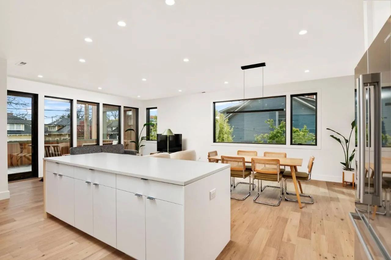 Williams Retreat Unit 1 Villa Portland